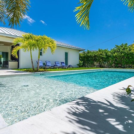 Luxury House 4 Beds Heated Pool W Jaccuzzi Apartment North Bay Village Exterior foto