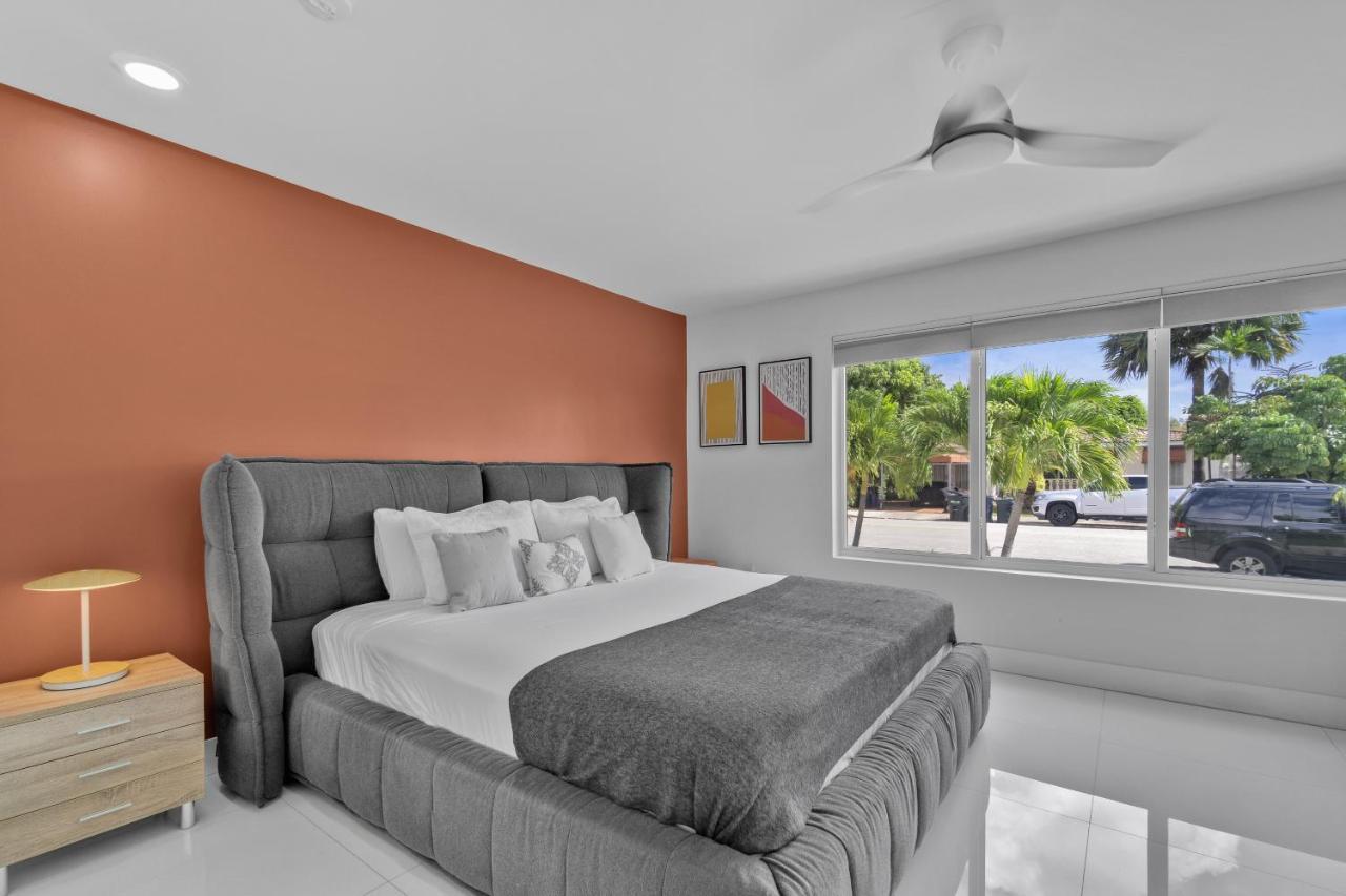 Luxury House 4 Beds Heated Pool W Jaccuzzi Apartment North Bay Village Exterior foto
