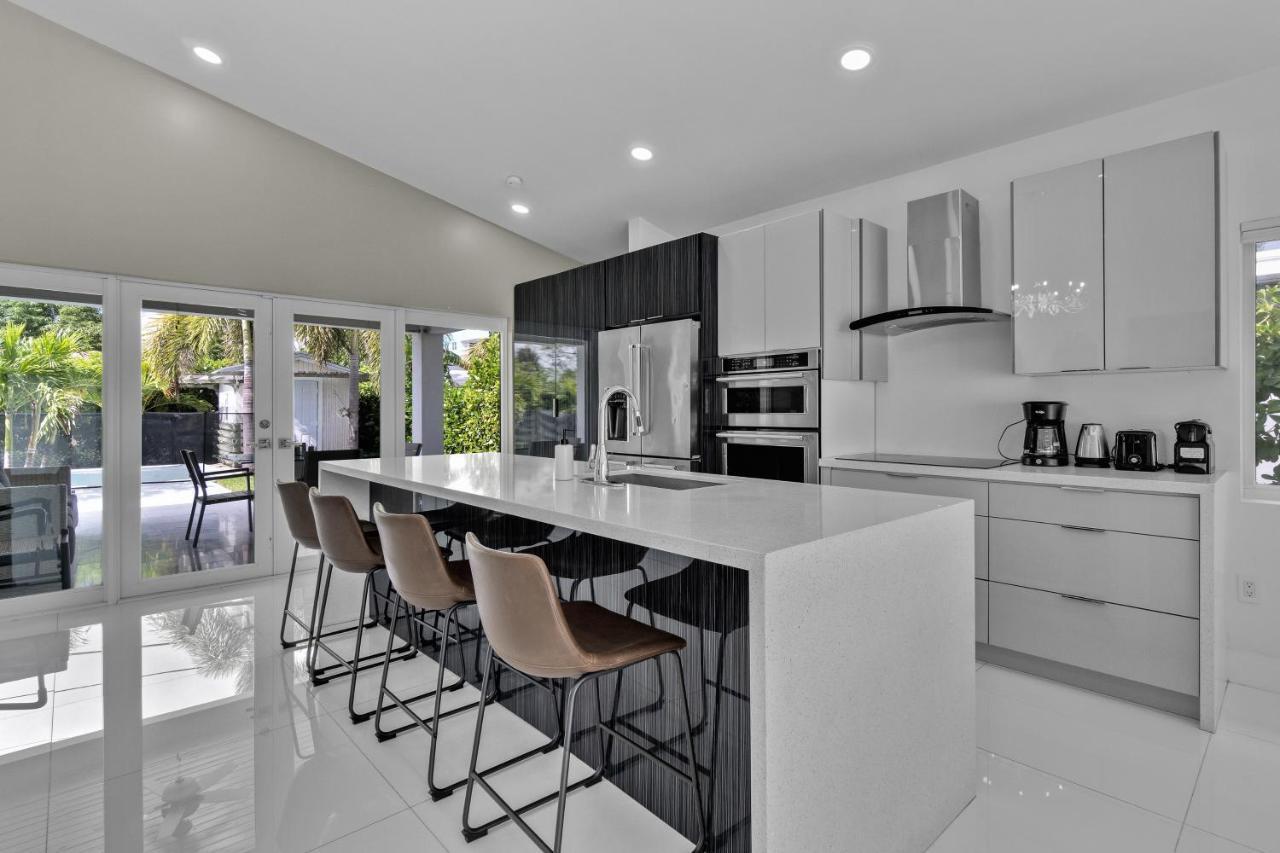Luxury House 4 Beds Heated Pool W Jaccuzzi Apartment North Bay Village Exterior foto