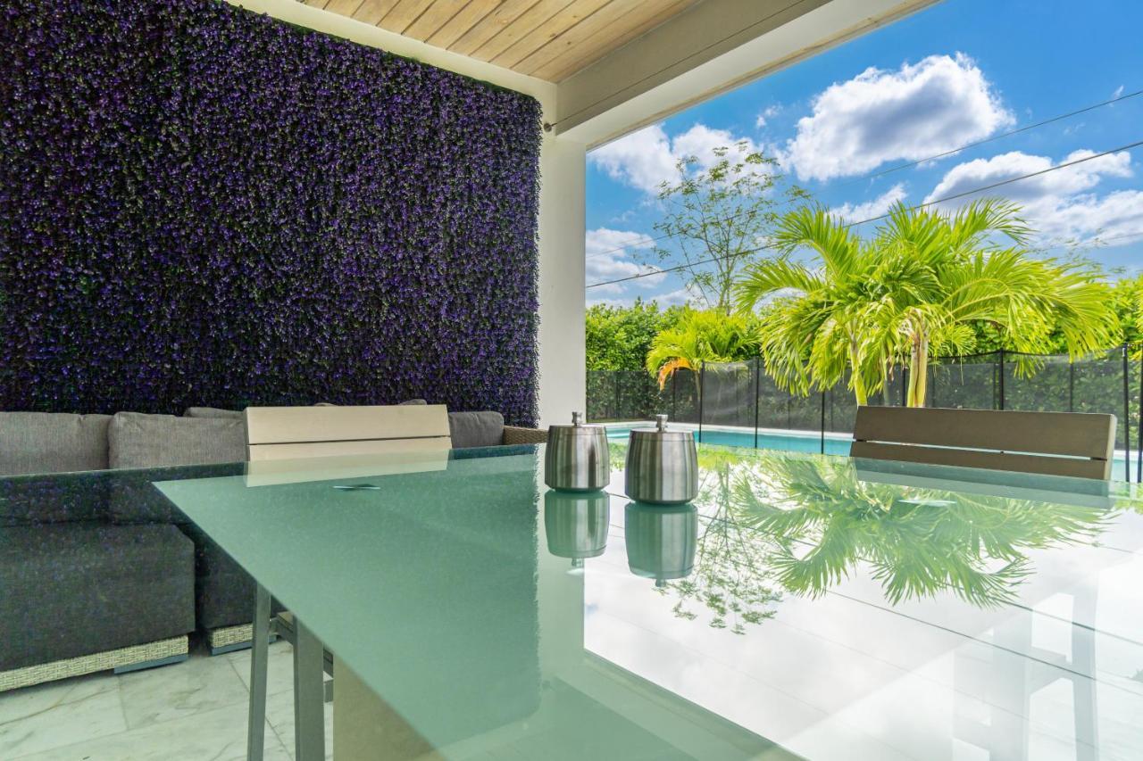Luxury House 4 Beds Heated Pool W Jaccuzzi Apartment North Bay Village Exterior foto