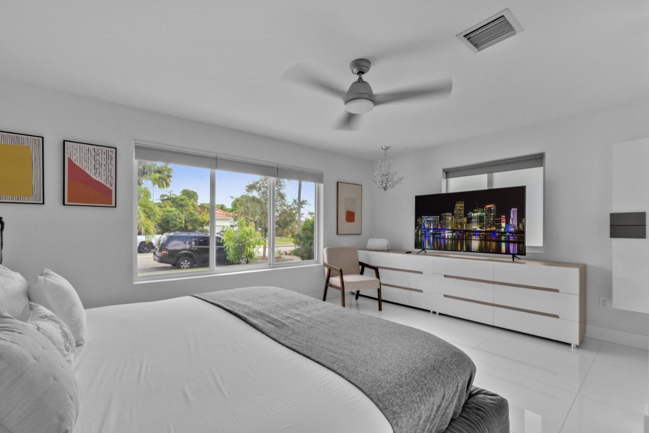 Luxury House 4 Beds Heated Pool W Jaccuzzi Apartment North Bay Village Exterior foto